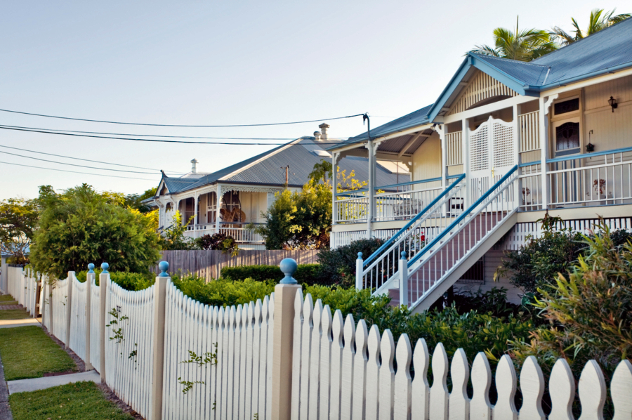 Brisbane house prices fell 0.4 per cent over the September quarter and grew 2.2 per cent over the year to $567,376.