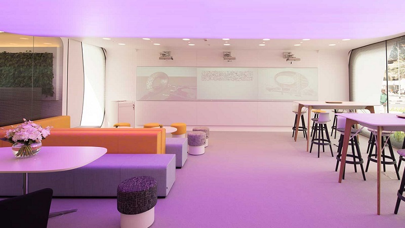 ▲ Inside Dubai's "Office of the Future" is white and minimalist in style.